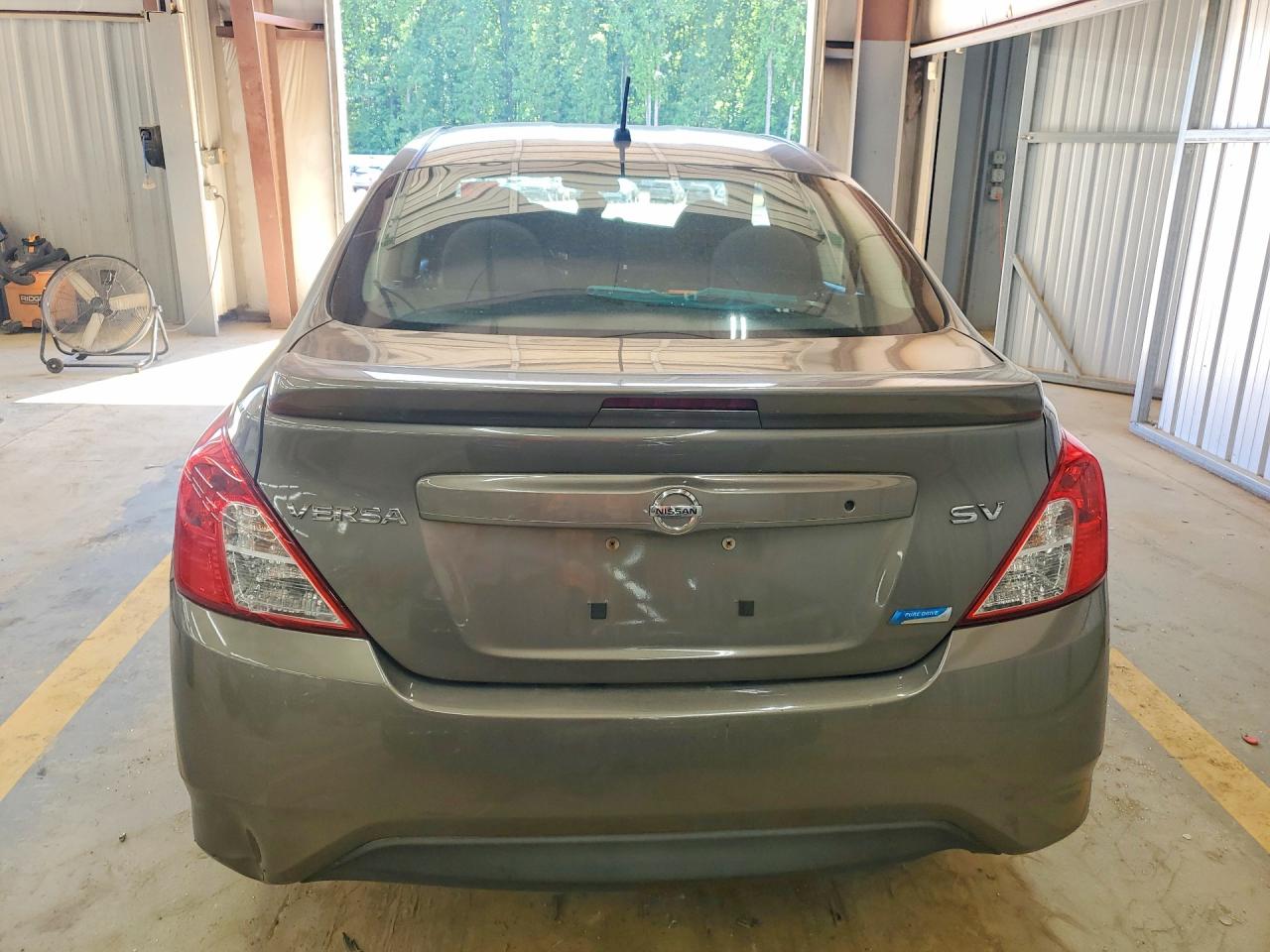 Nissan Versa 1.6 Sv