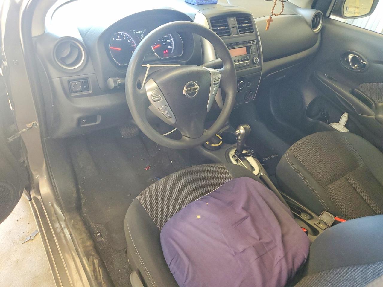 Nissan Versa 1.6 Sv