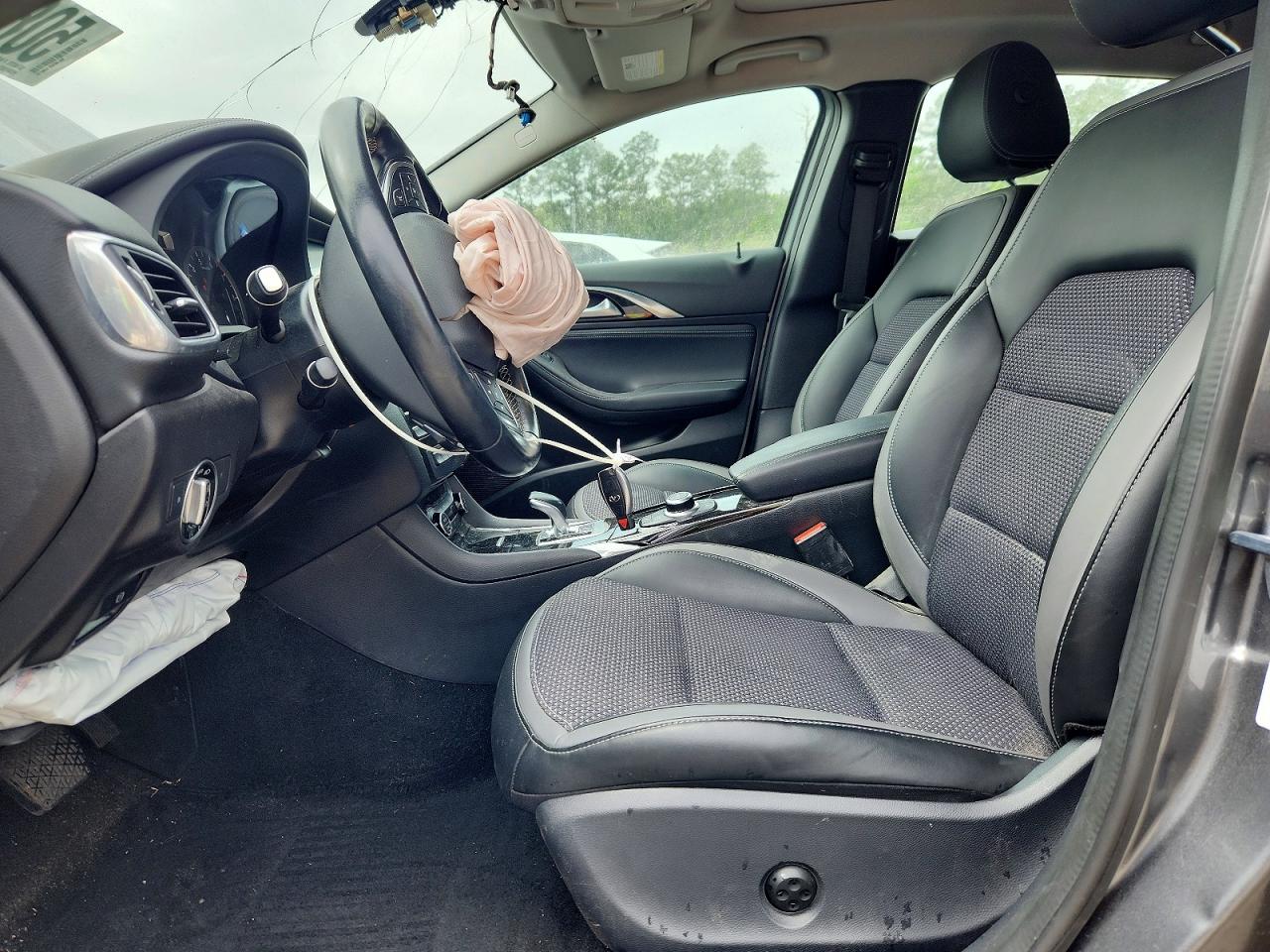 INFINITI Qx Luxe