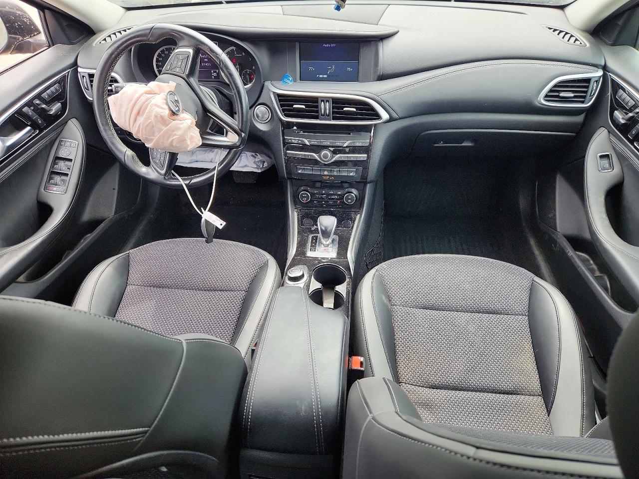 INFINITI Qx Luxe