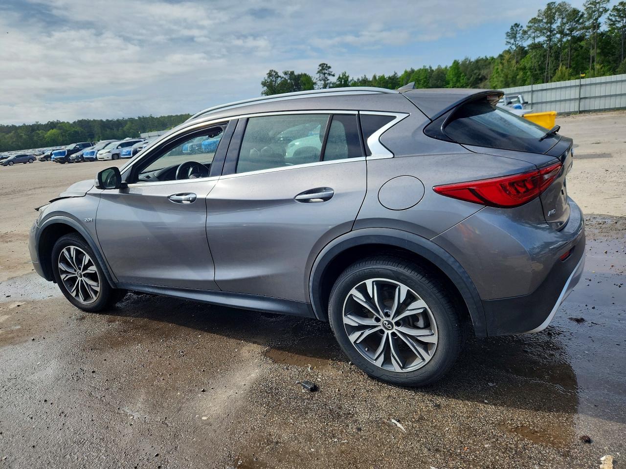 INFINITI Qx Luxe