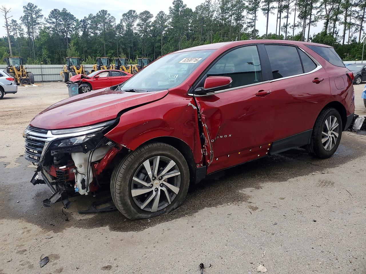 Salvage Chevrolet Equinox Image