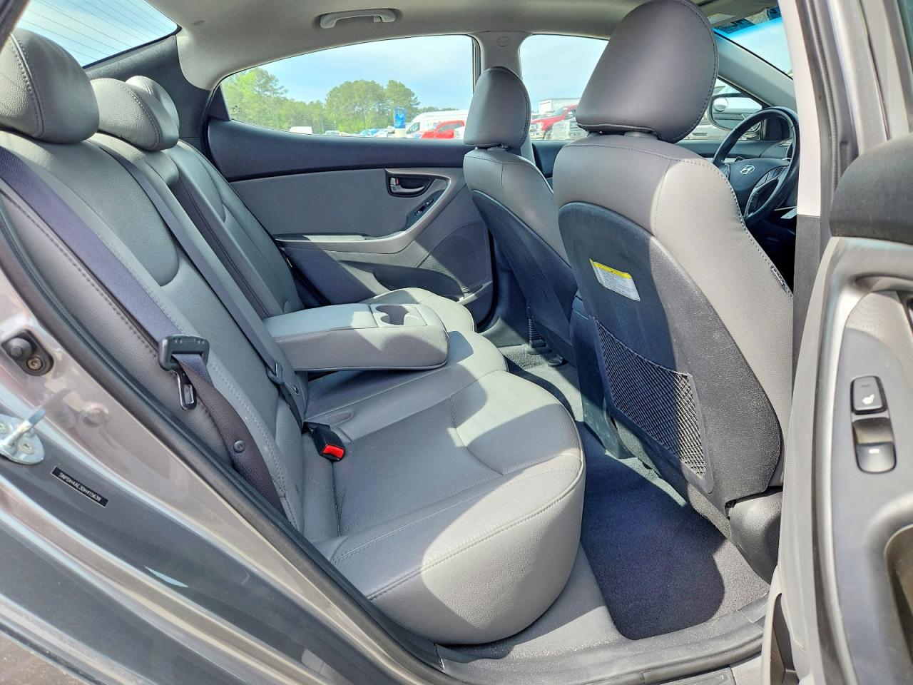Hyundai ELANTRA Limited