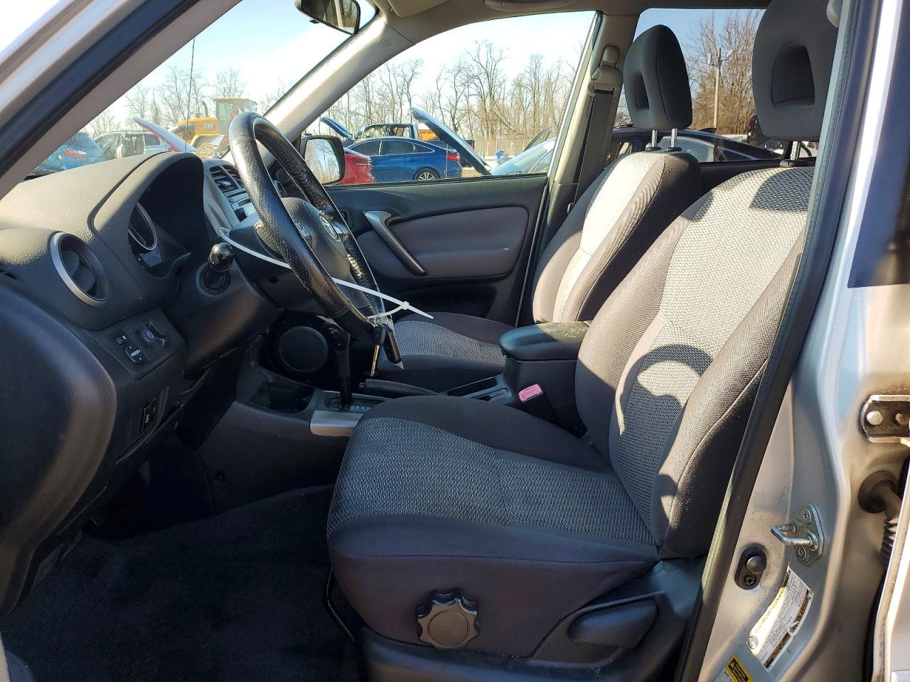 Toyota RAV4 Base