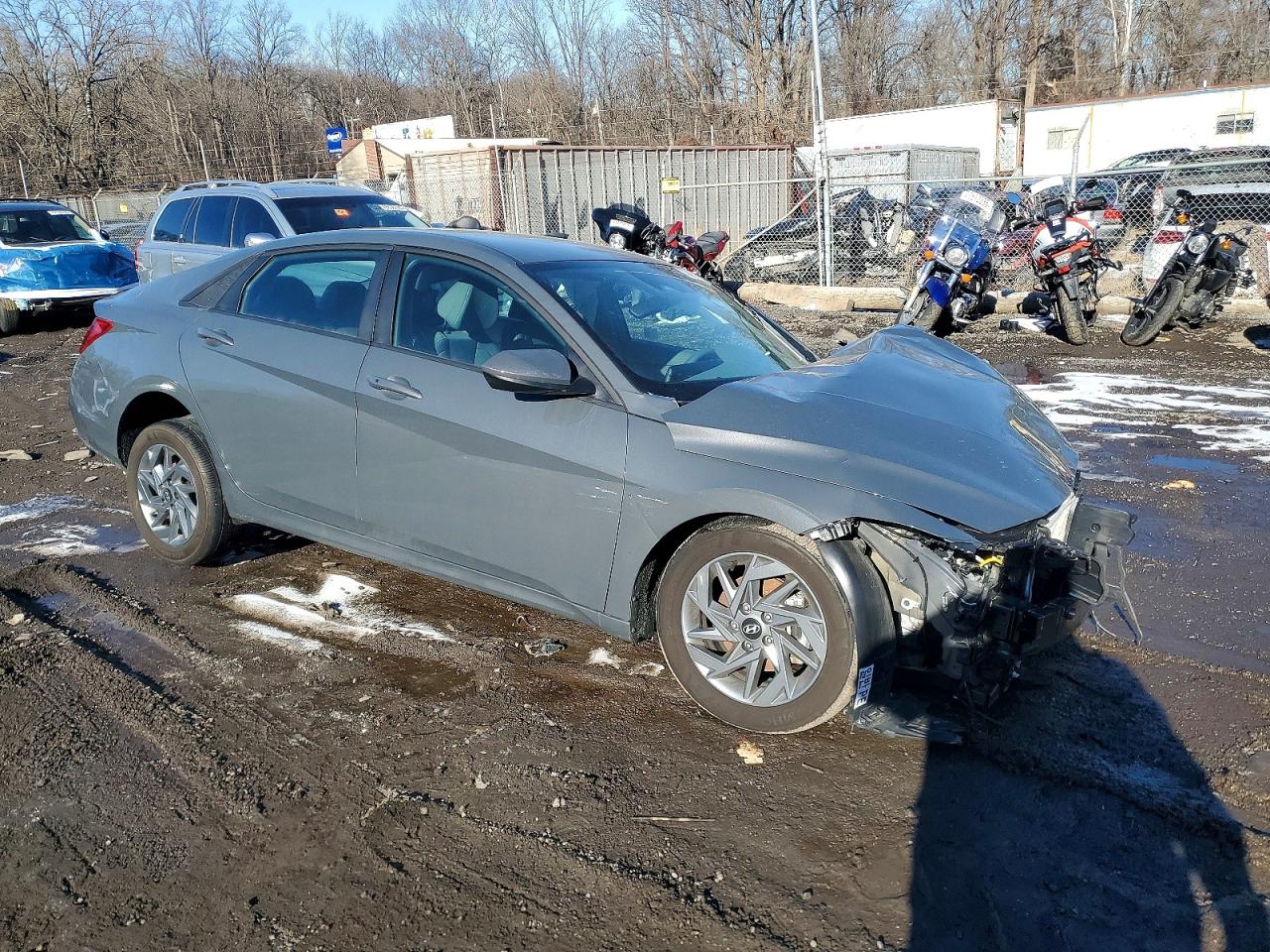 Hyundai ELANTRA Sel