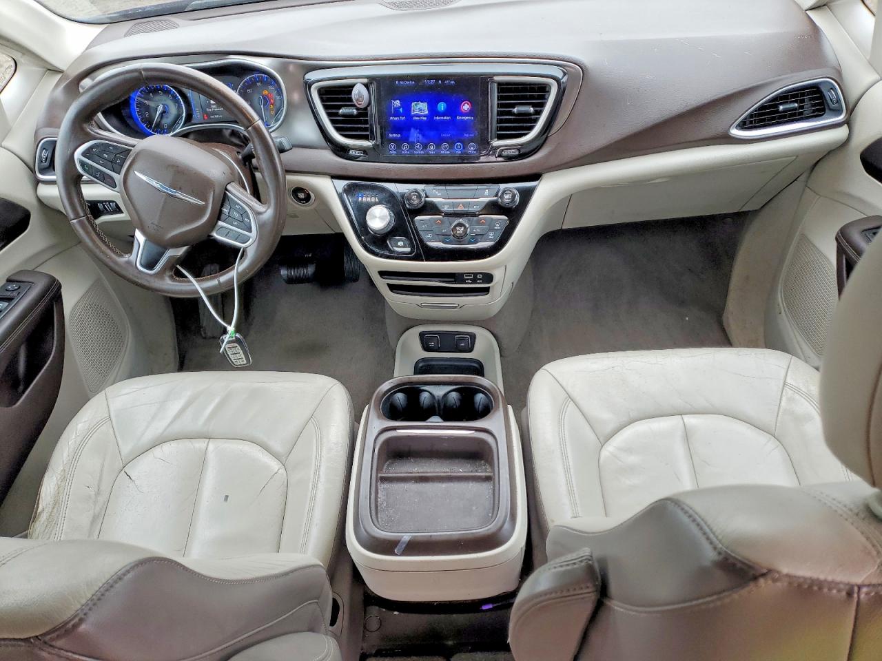 Chrysler Pacifica Touring L