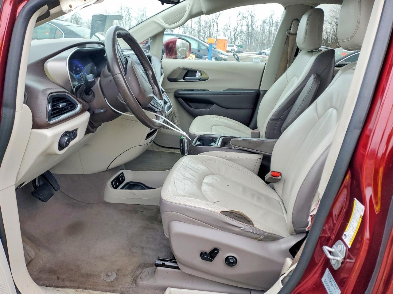 Chrysler Pacifica Touring L