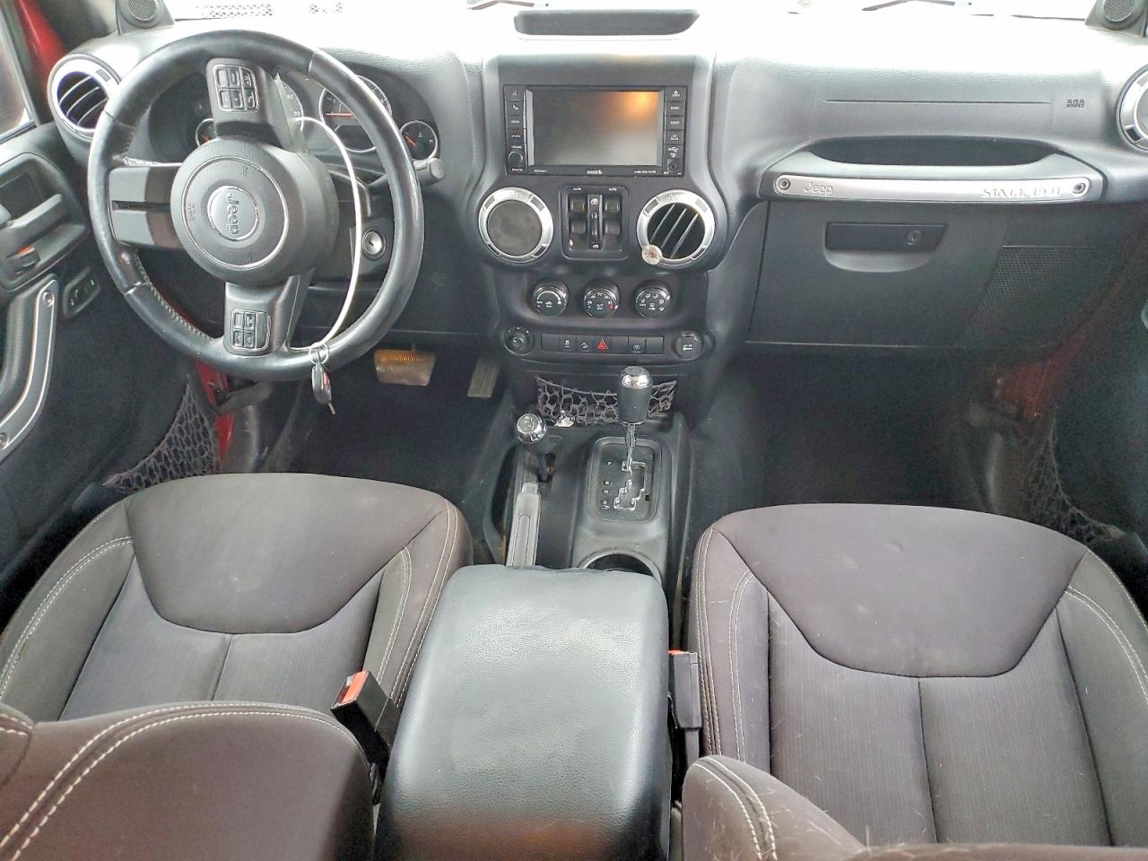 Jeep Wrangler Sahara