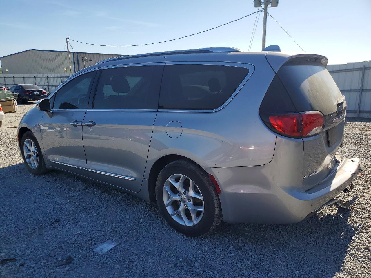 Chrysler Pacifica