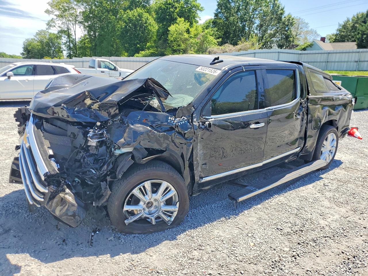 Salvage Chevrolet Silverado Image