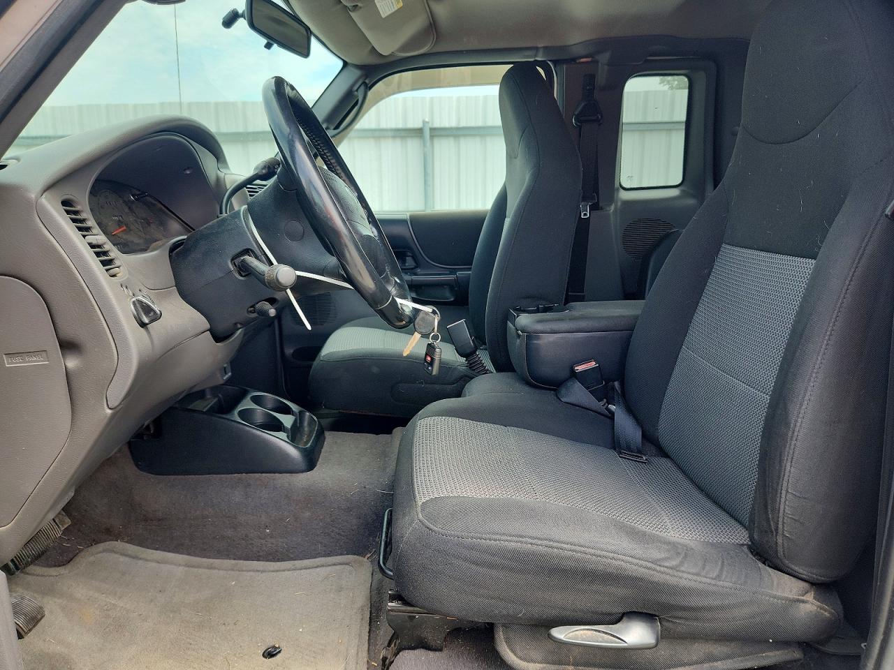 Ford Ranger Super Cab