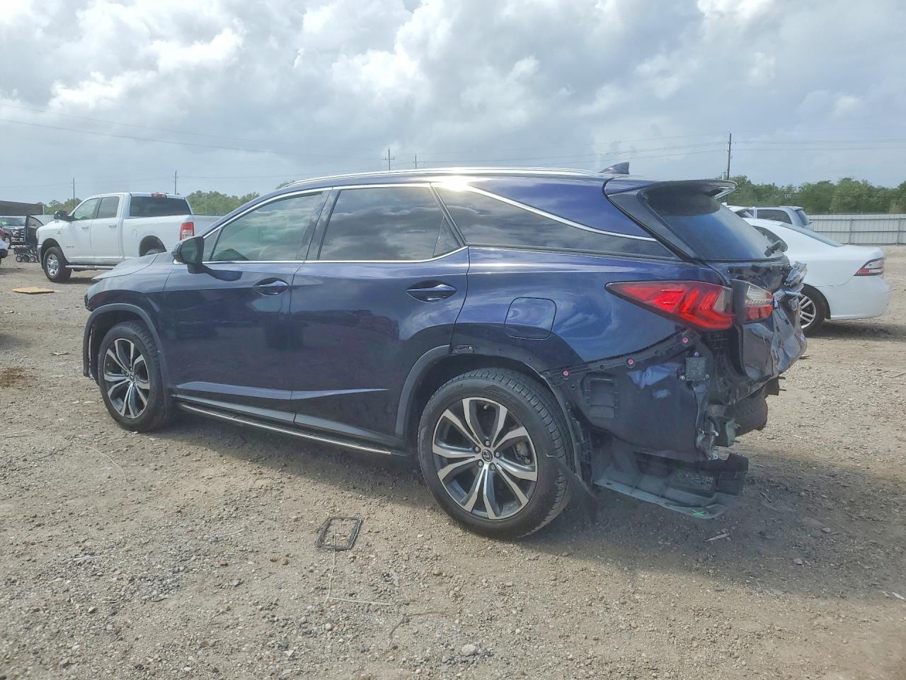 Lexus RX Base