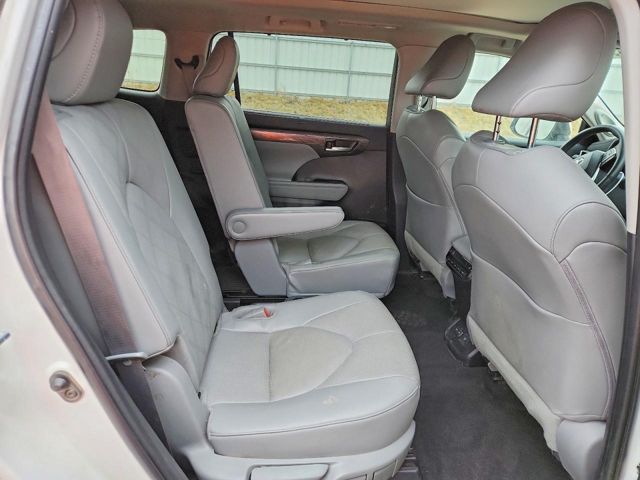 Toyota Highlander Platinum