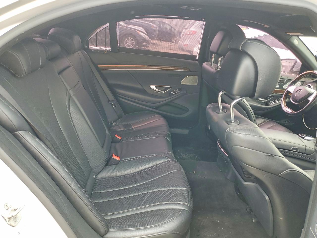 Mercedes-Benz S-Class 550 4matic