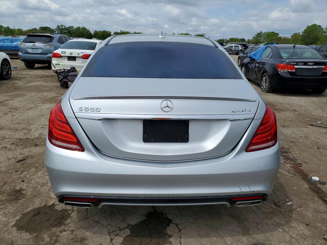 Mercedes-Benz S-Class 550 4matic