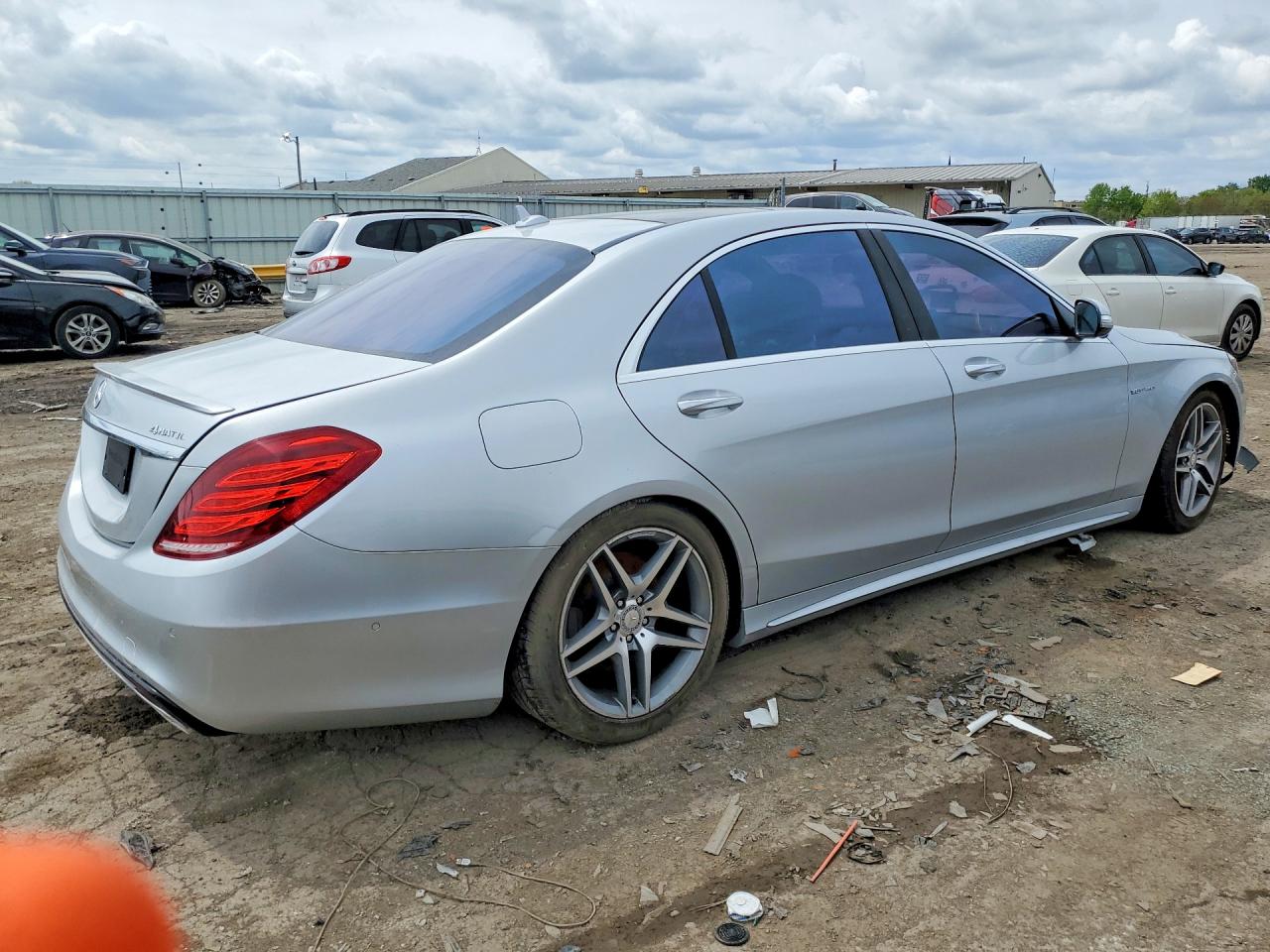 Mercedes-Benz S-Class 550 4matic