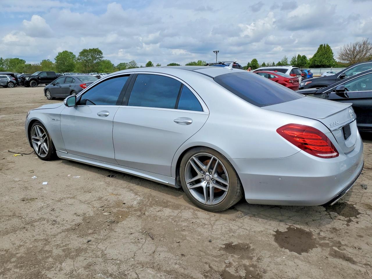 Mercedes-Benz S-Class 550 4matic
