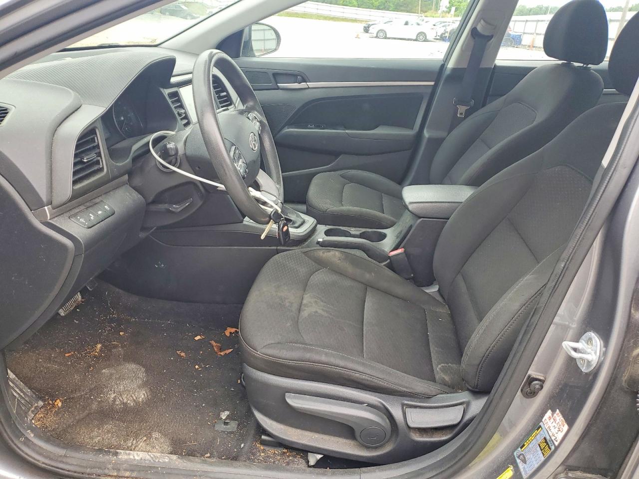 Hyundai ELANTRA Sel