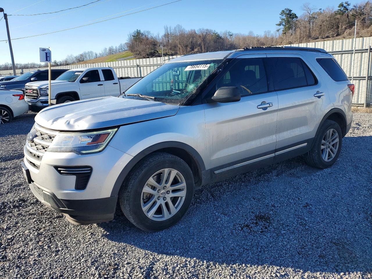Salvage Ford Explorer Image