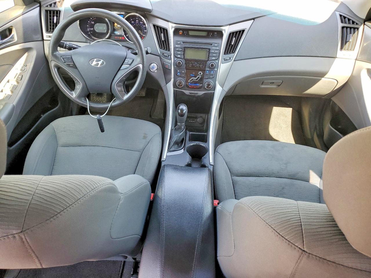 Hyundai SONATA Base