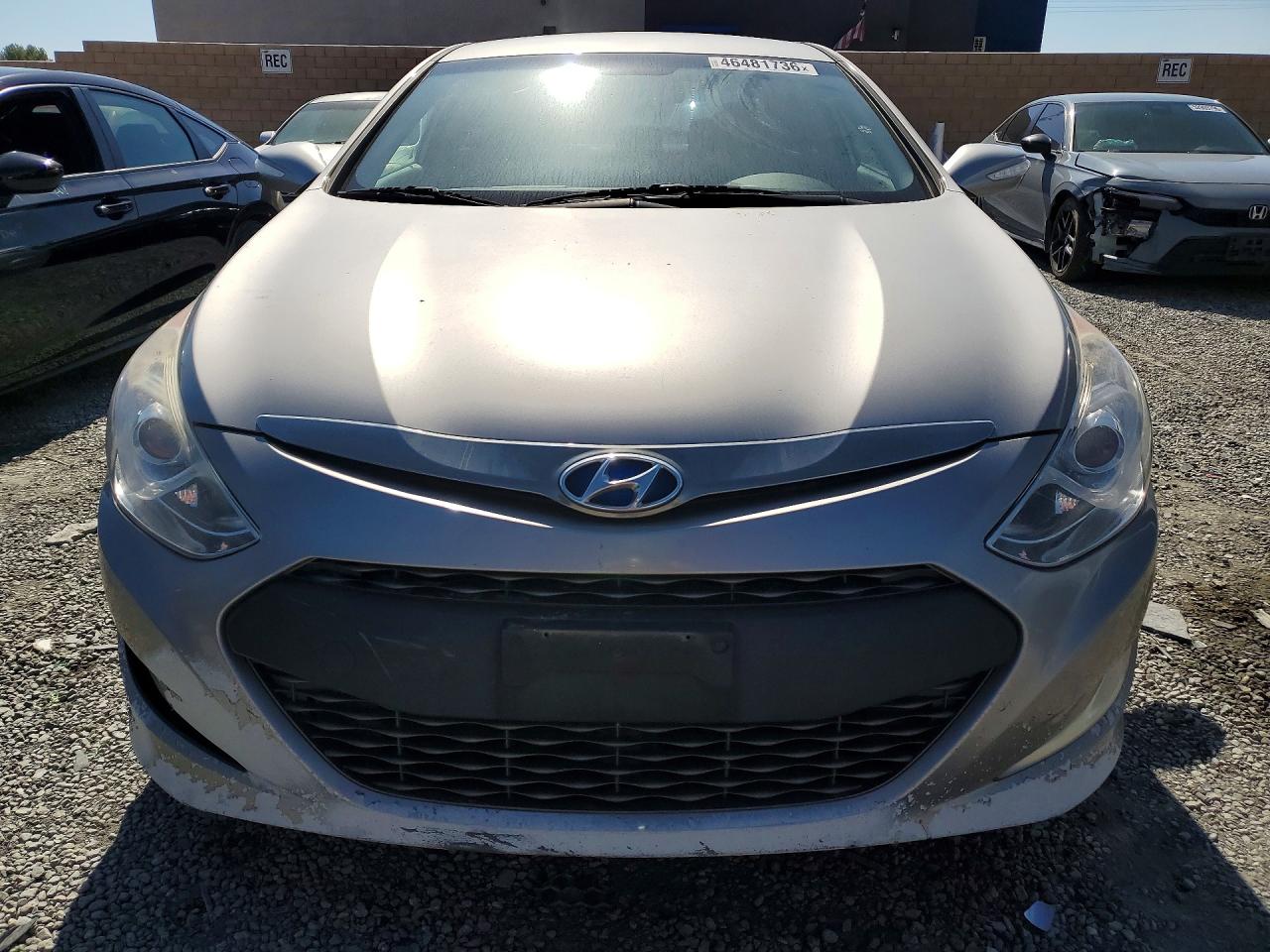 Hyundai SONATA Base