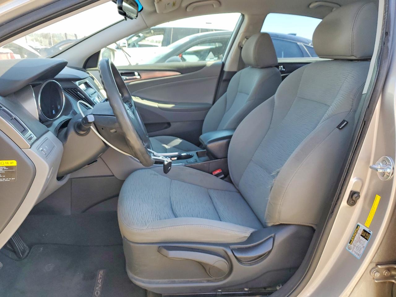 Hyundai SONATA Base