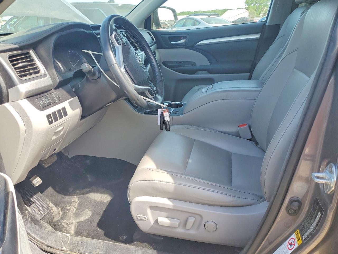 Toyota Highlander Xle