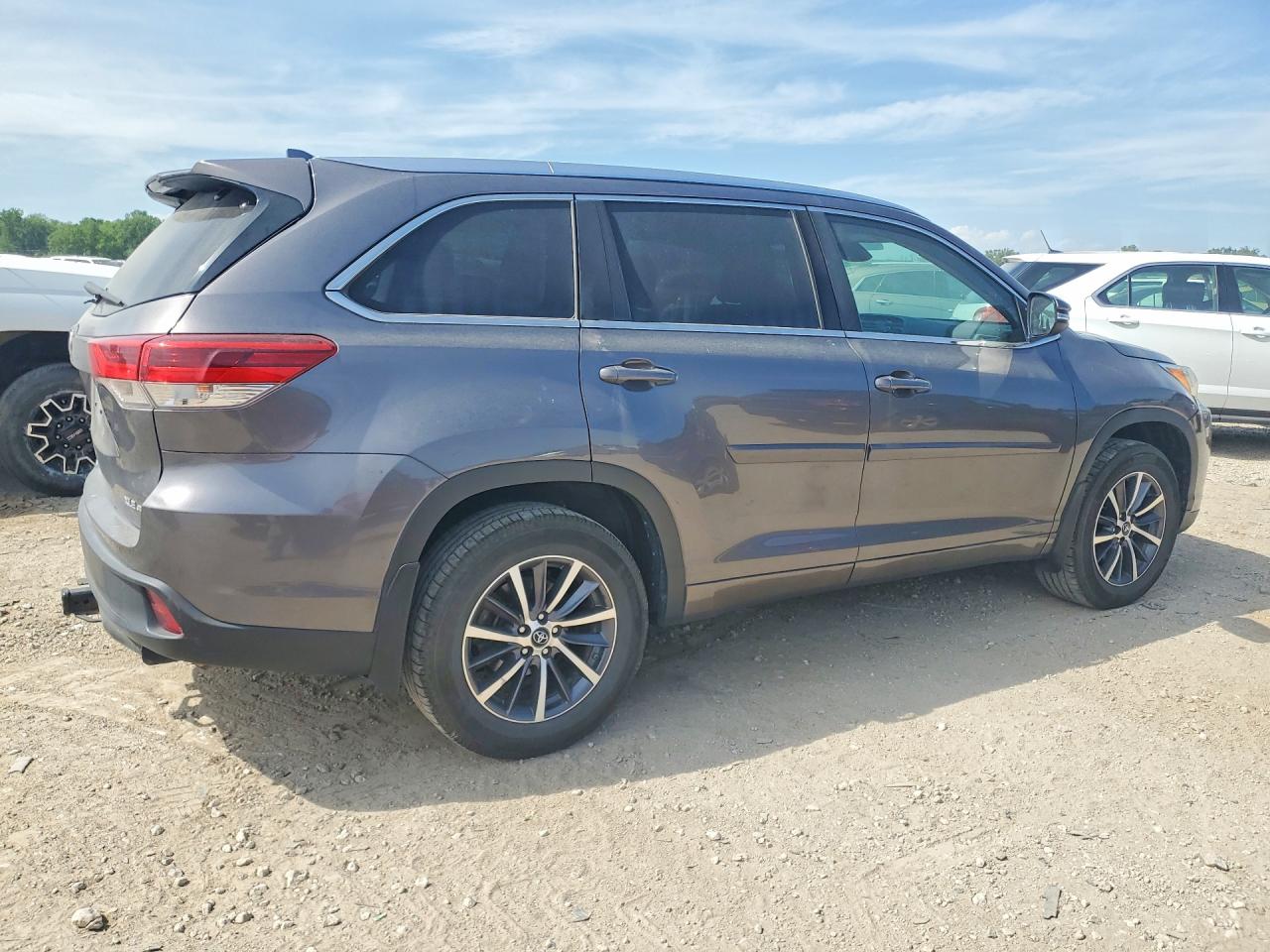 Toyota Highlander Xle