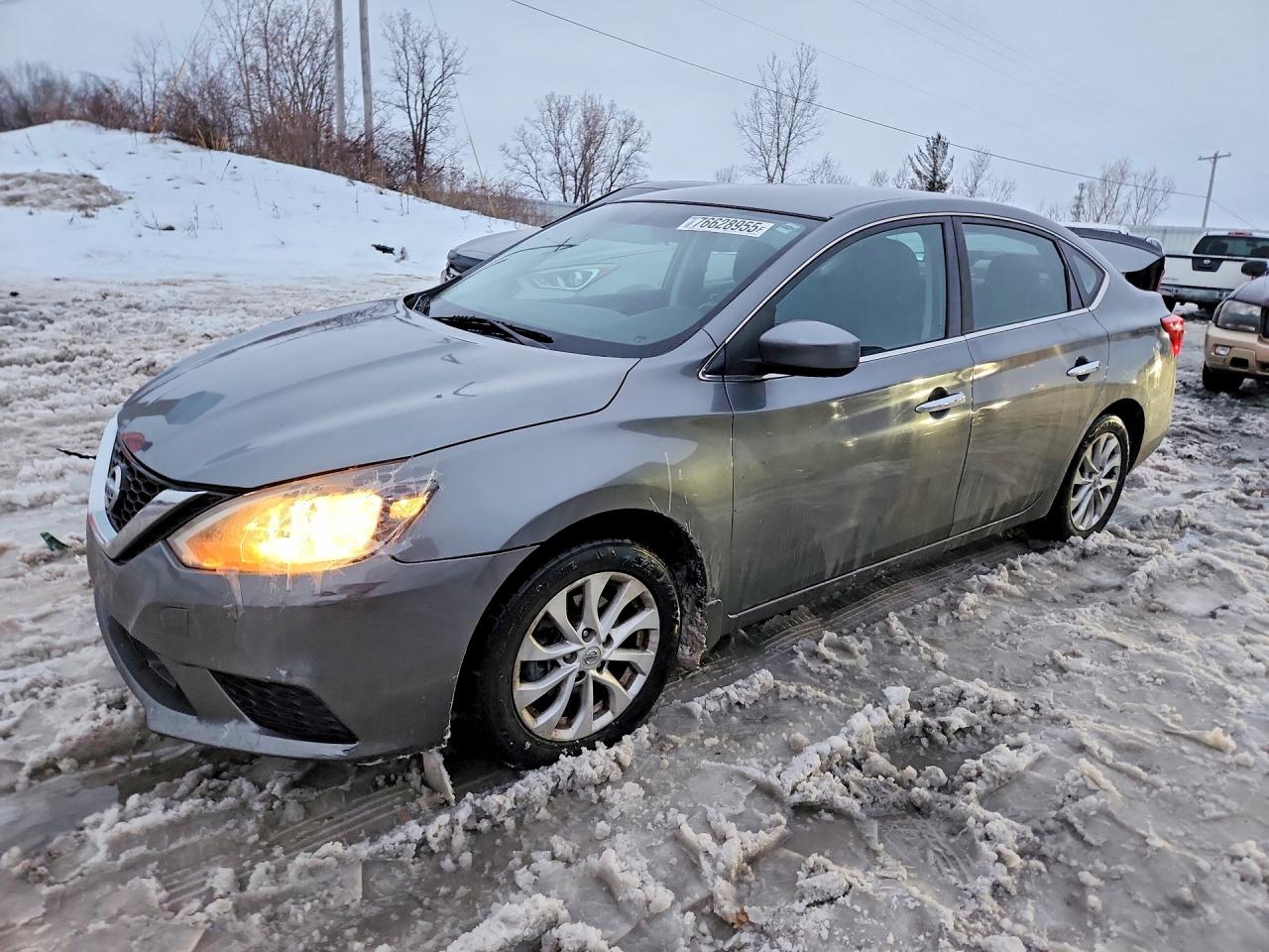Salvage Nissan Sentra Image