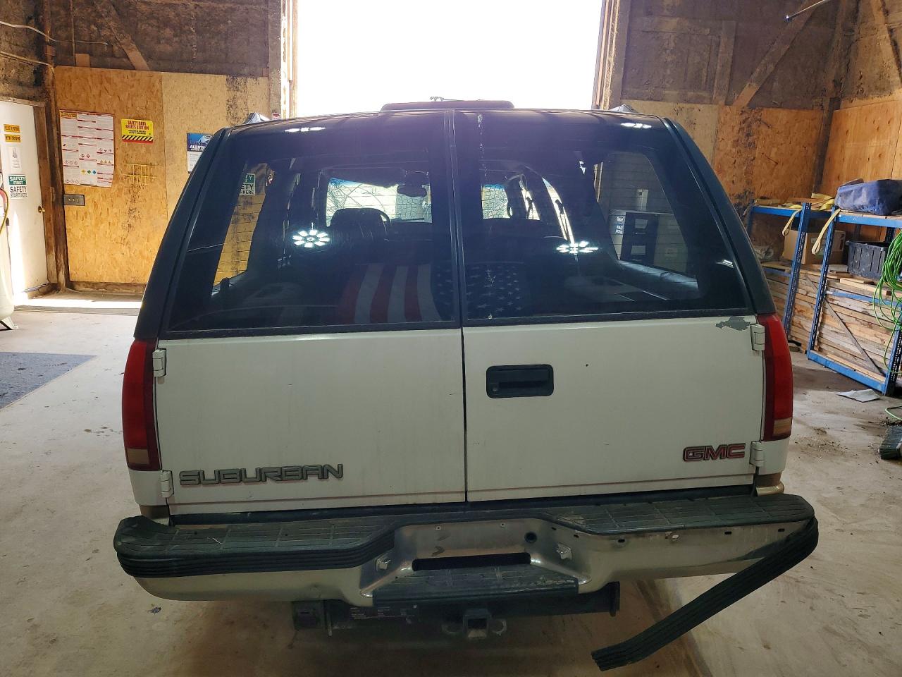 GMC Suburban K1500