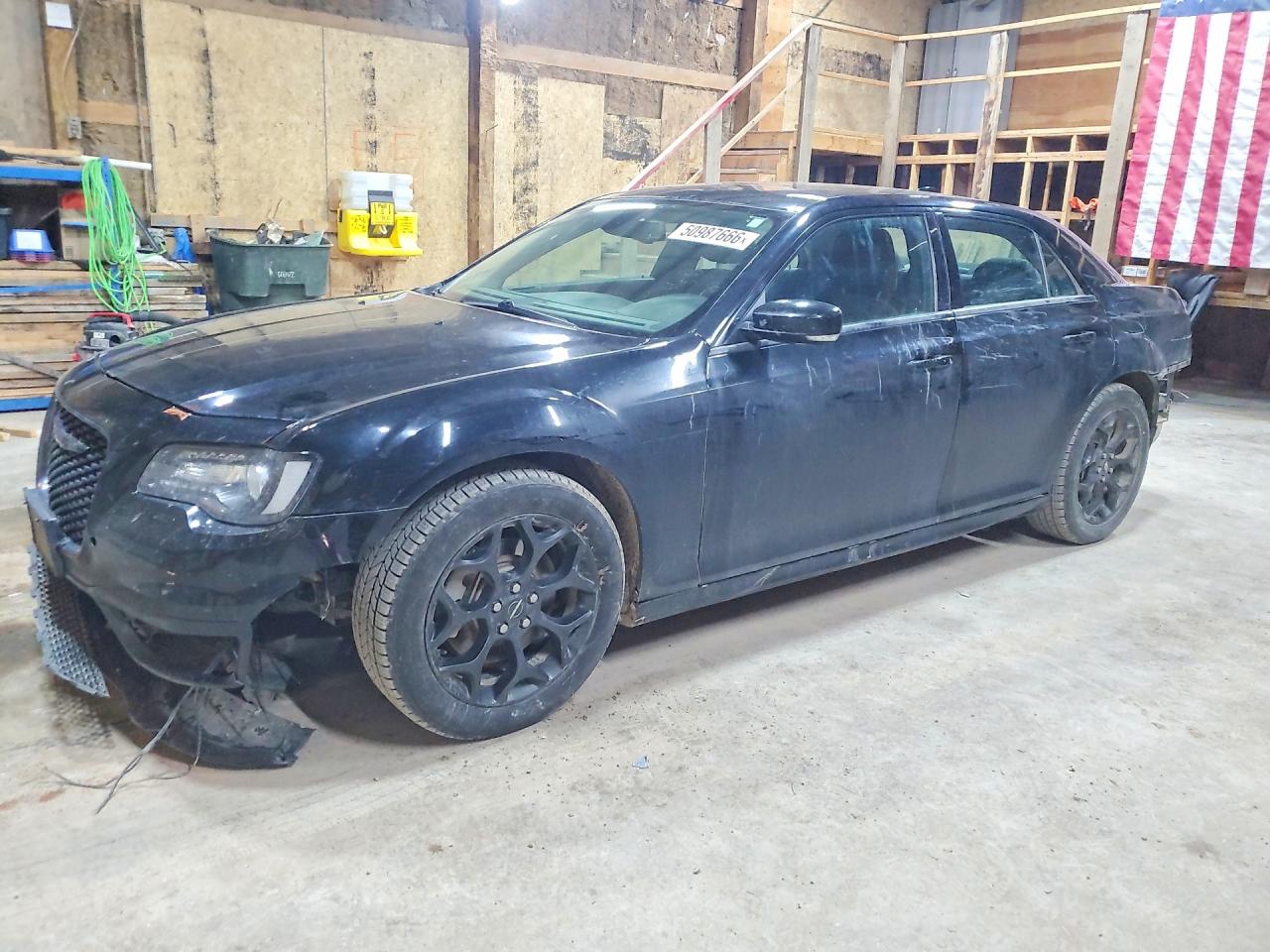 Salvage Chrysler 300 Image