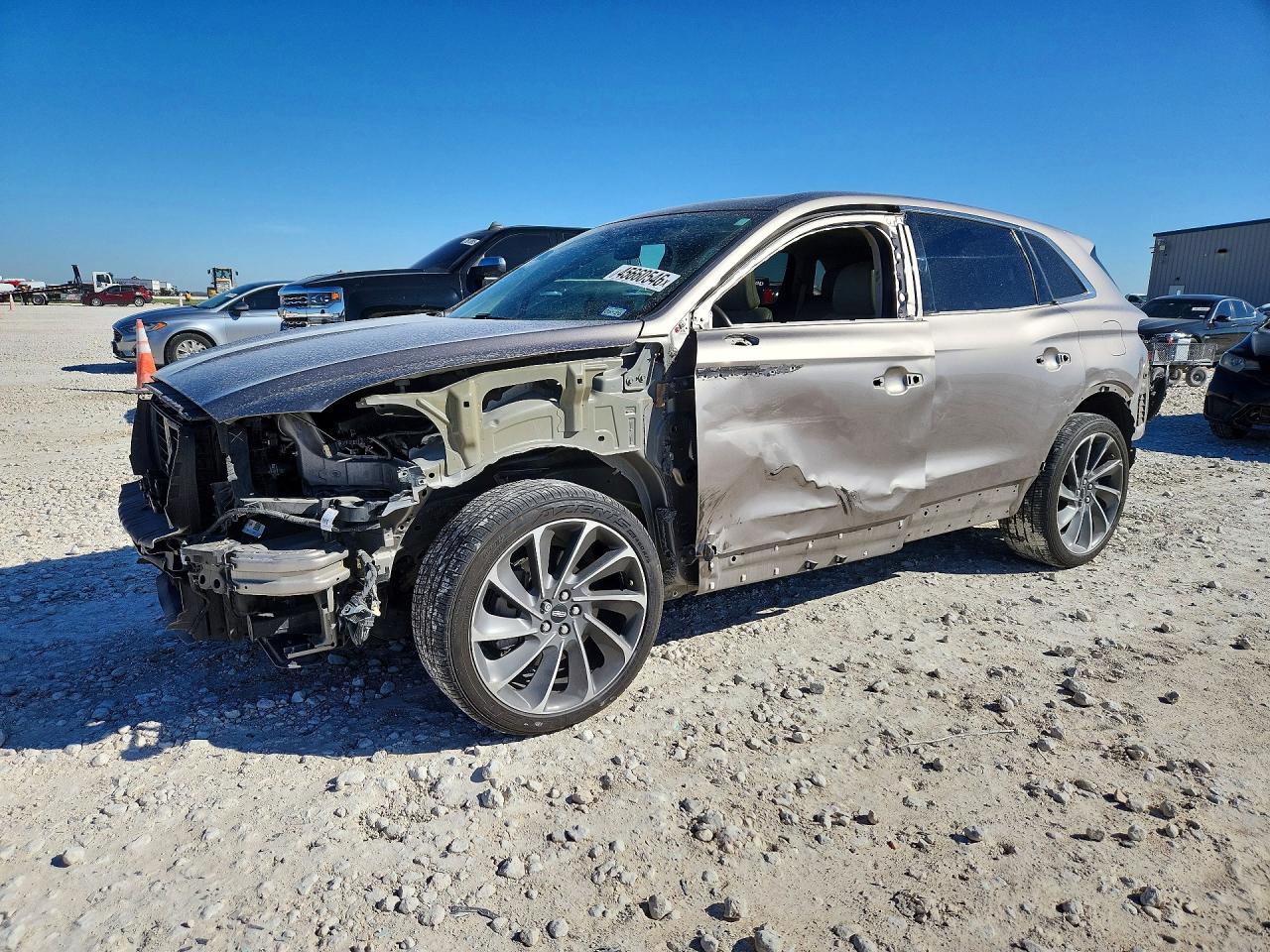 Salvage Lincoln Nautilus Image