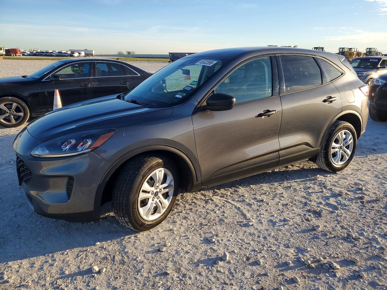 Salvage Ford Escape Image