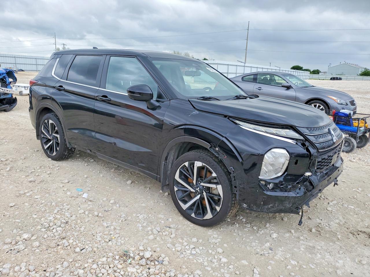 Mitsubishi Outlander Se
