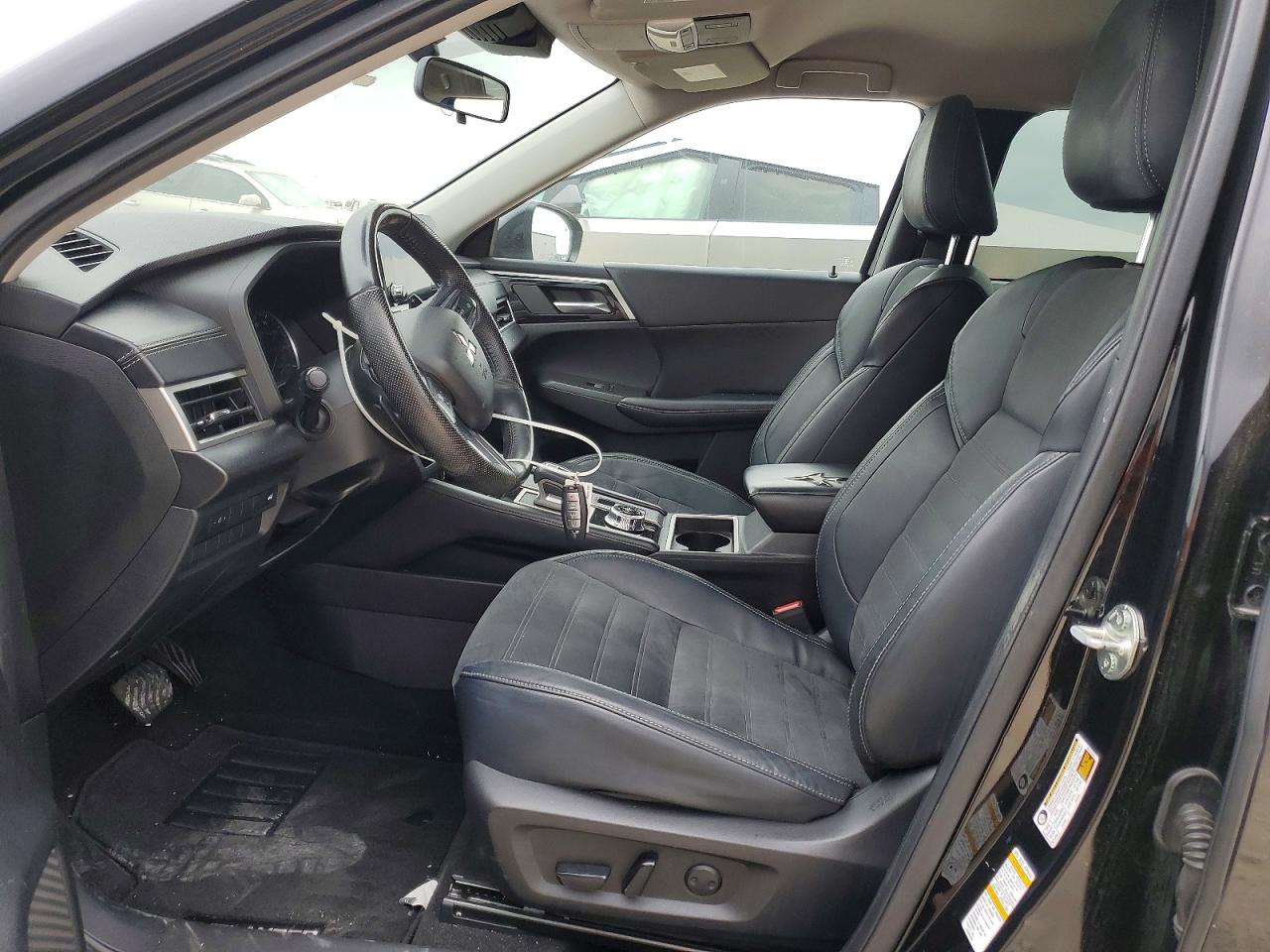 Mitsubishi Outlander Se