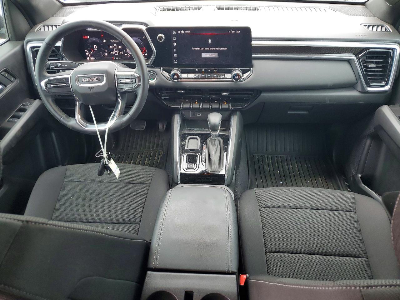 GMC Canyon Elevation