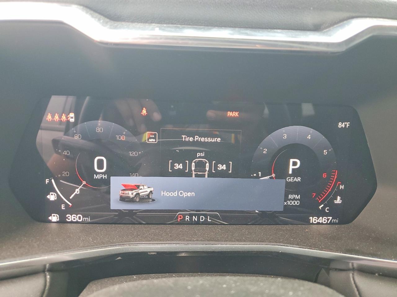 GMC Canyon Elevation