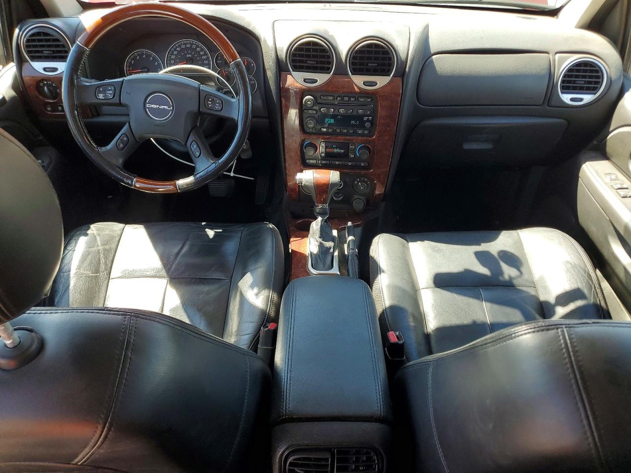 GMC Envoy Denali