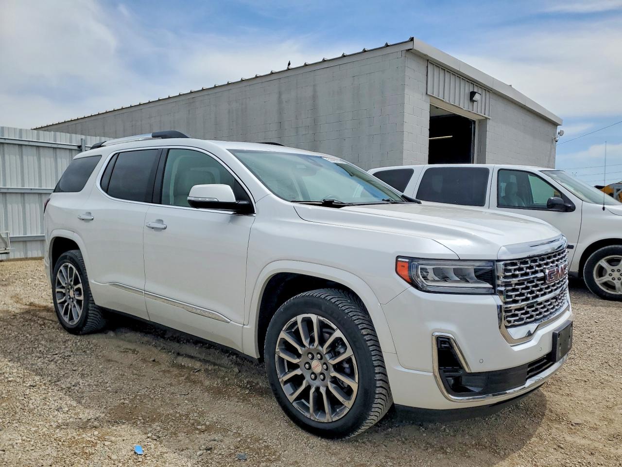 GMC Acadia Denali