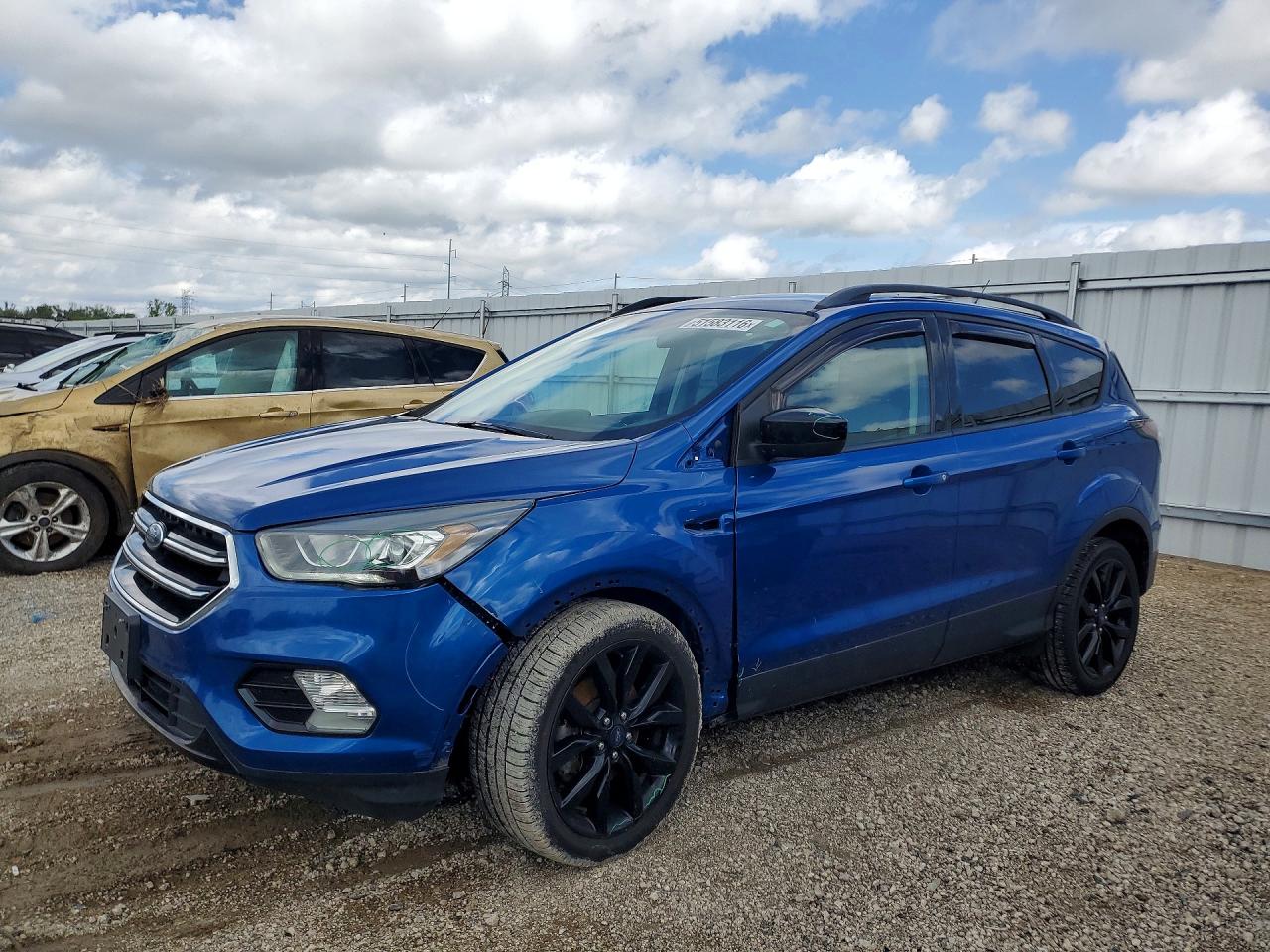 Salvage Ford Escape Image