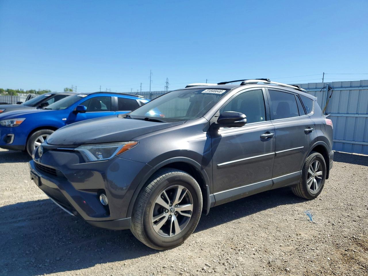 Salvage Toyota RAV4 Image