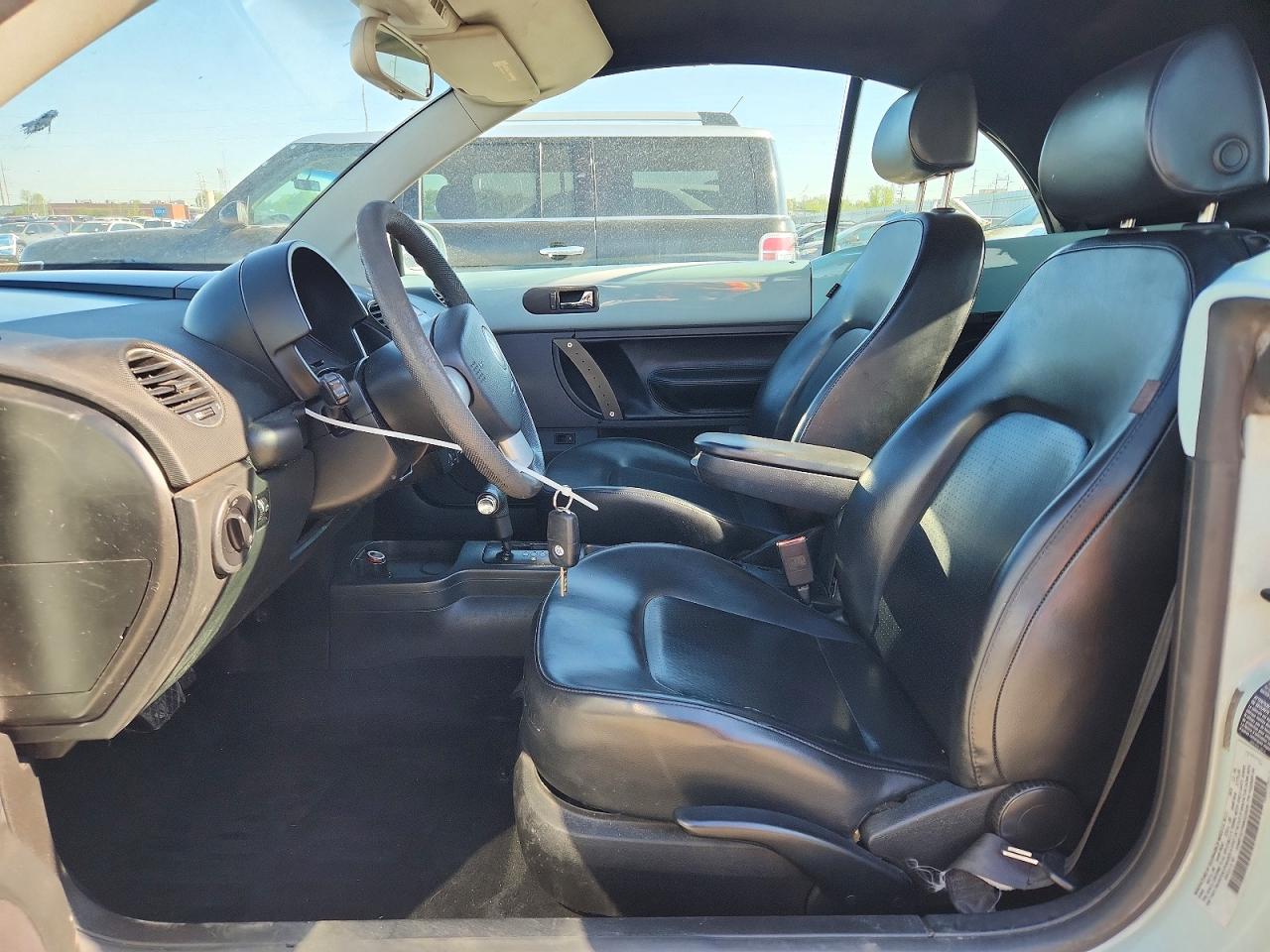 Volkswagen Beetle Convertible Option Package 1