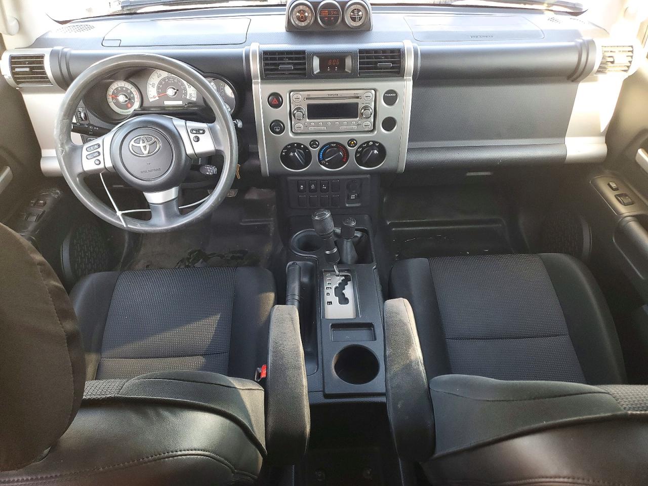 Toyota FJ Cruiser Base