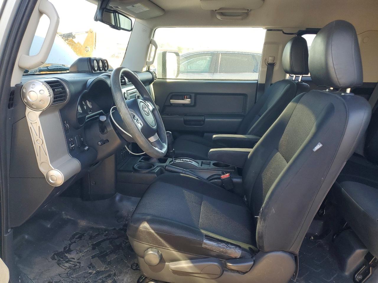 Toyota FJ Cruiser Base