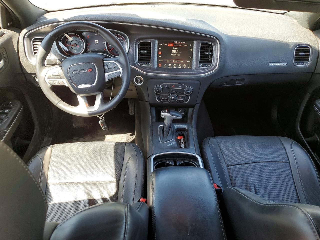 Dodge Charger Sxt