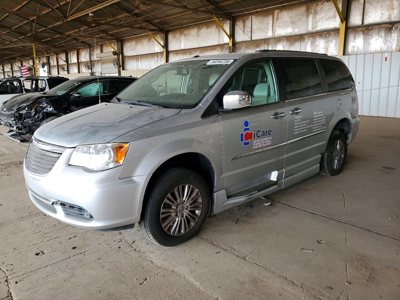 Salvage Chrysler Minivan Image