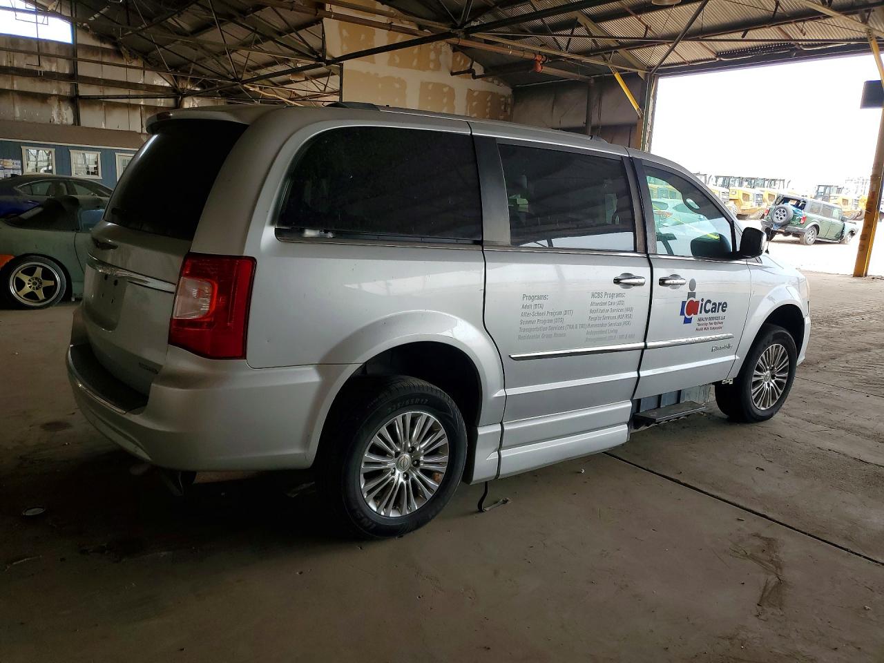 Chrysler Minivan Limited