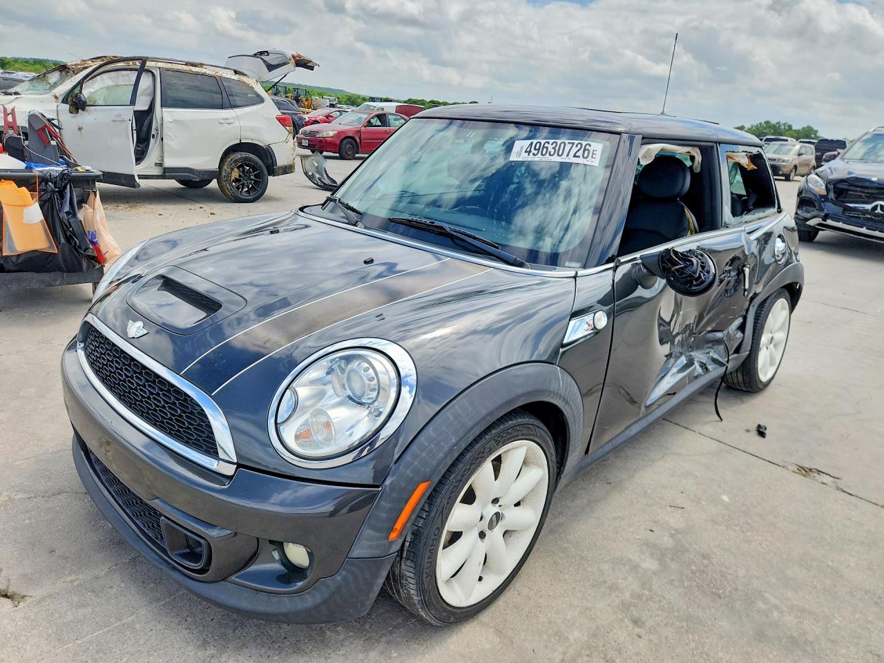 Salvage MINI Cooper Image