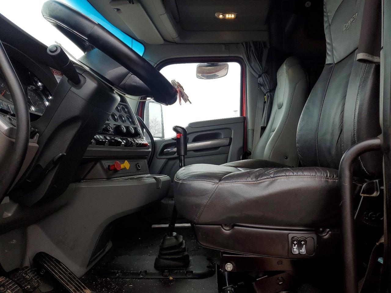 Kenworth Construction T880