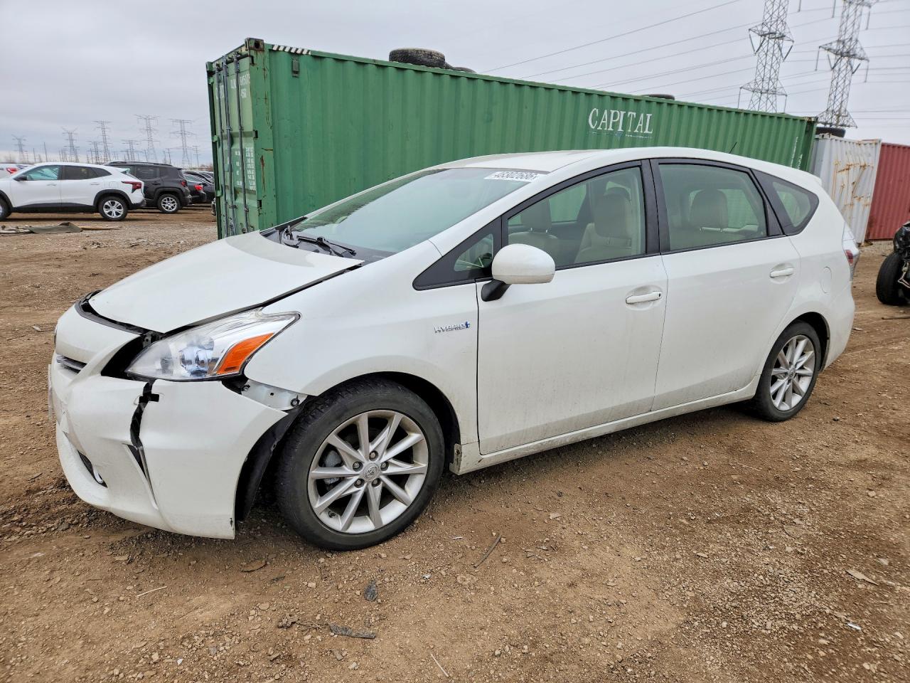 Salvage Toyota Prius Image